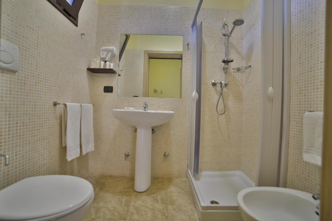 B&B La Casa Di Attilio Порто-Чезарео Экстерьер фото