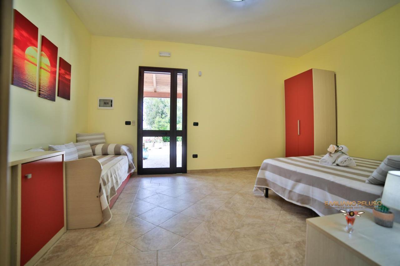 B&B La Casa Di Attilio Порто-Чезарео Экстерьер фото